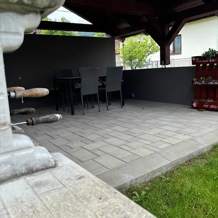 Domcek U Stryka Tatil Evi *